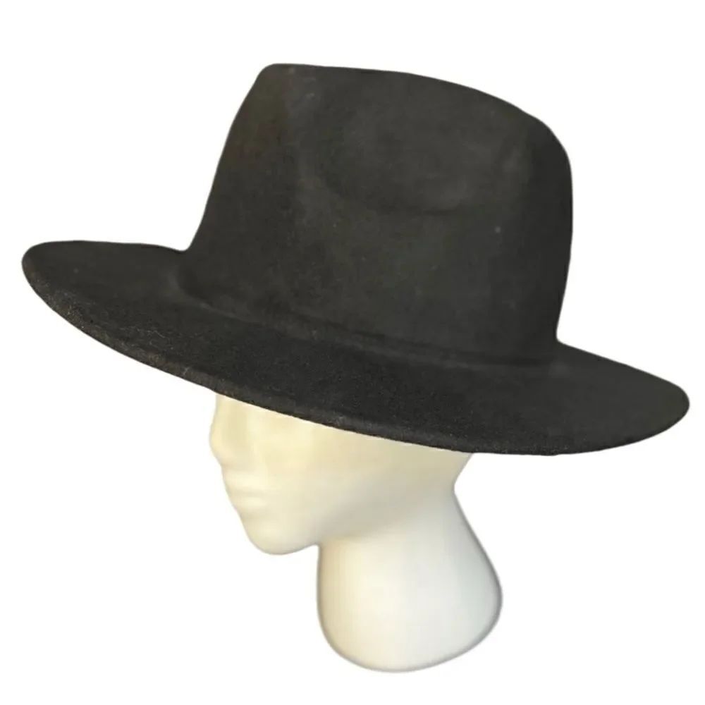 Universal thread black brim hat fedora size S/M